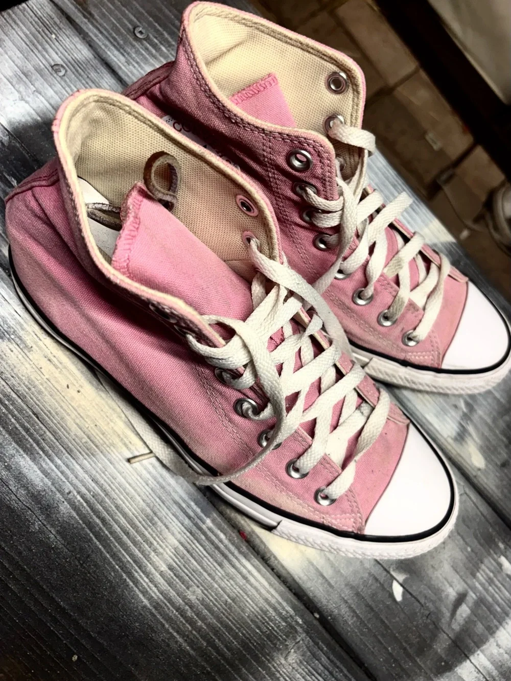 Pink Converse high top sneakers in US womens 9 #hightop #classic
